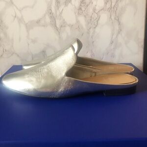 NWOT GAP Metallic Flat Mules - Metallic Silver - 9.5M - great holiday shoes!
